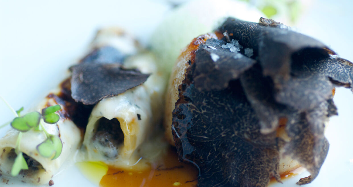 Eleven com jantar especial de trufas negras