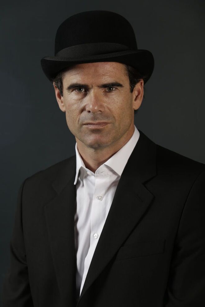 22. Em cena: o Teatro da Trindade, em Lisboa, vai ter em cena, entre 17 de abril a 3 de maio, a peça À Espera de Godot. Pedro Lima é o protagonista desta encenação de Luis Vicente do texto de Samuel Beckett. 