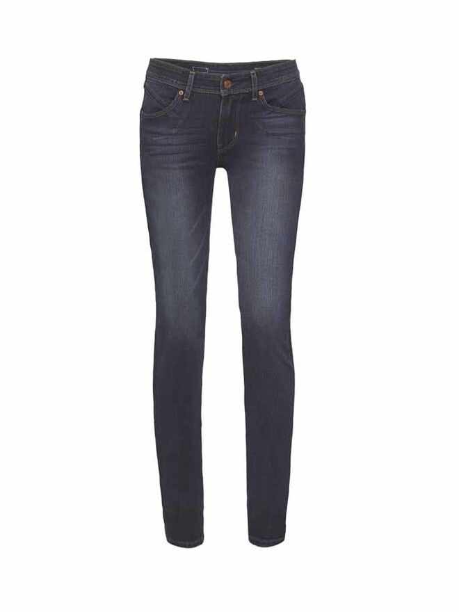 Calças em denim, €99, Levis 