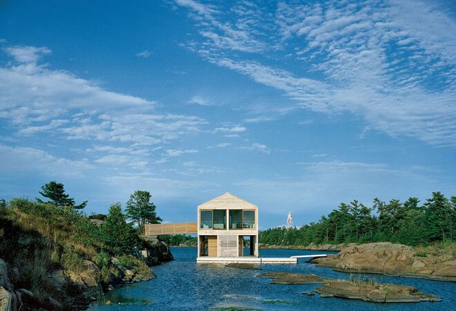 Superlight - Lightness in Contemporary Houses 