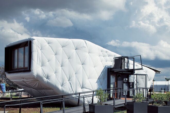 Superlight - Lightness in Contemporary Houses 