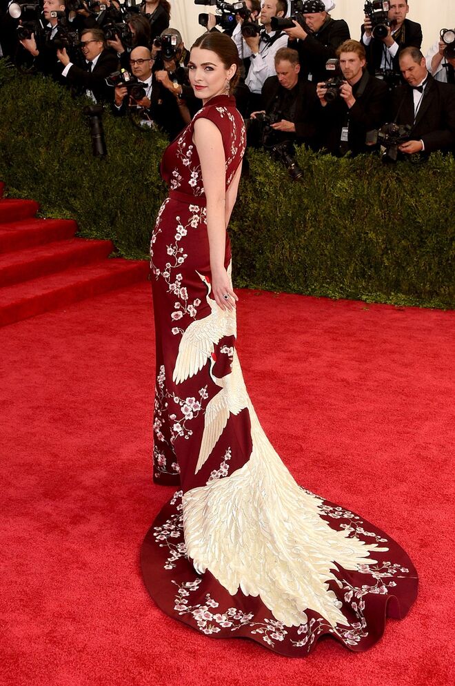 Bee Shaffer em Chanel