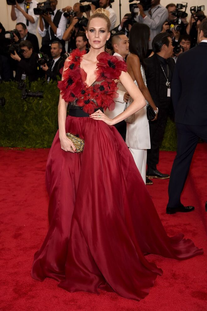 Poppy Delevingne em Marchesa