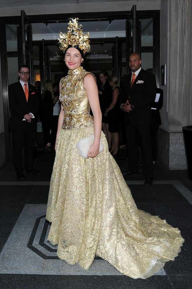 Tabitha Simmons em Dolce & Gabbana