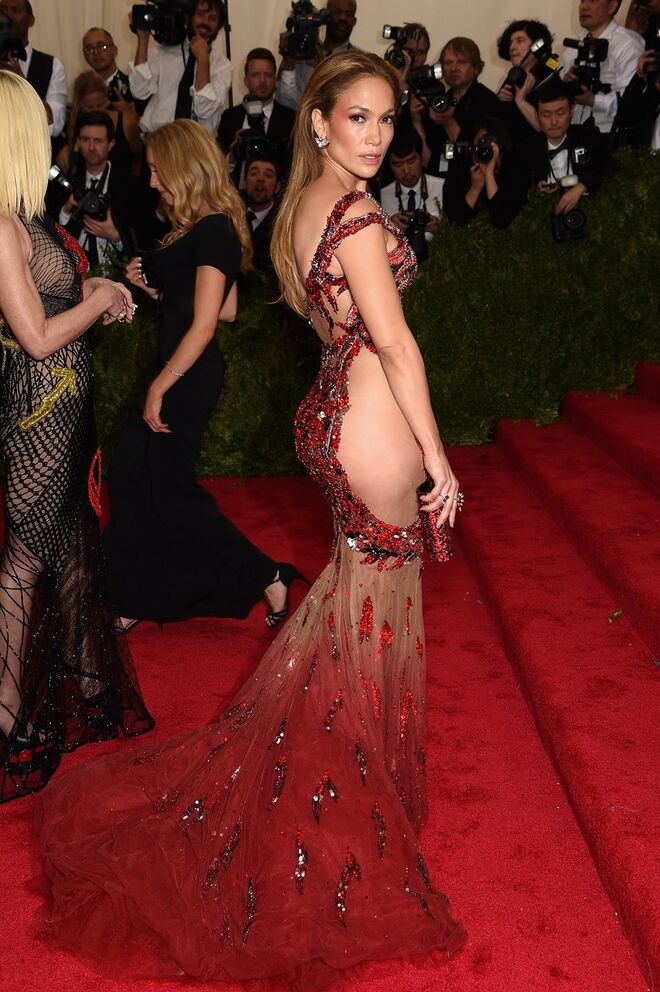 Jennifer Lopez em Versace Couture
