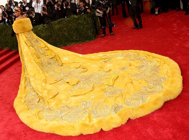 Rihanna em Guo Pei