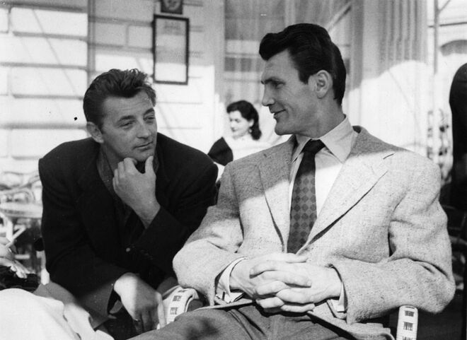 1954 | Jack Palance com Robert Mitchum