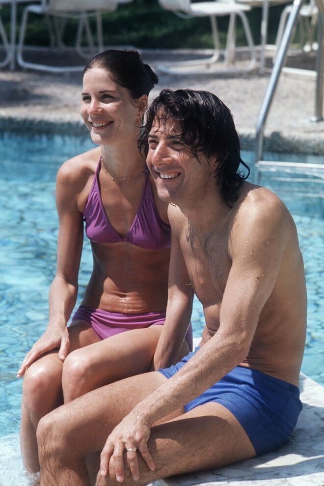 1975 | Dustin Hoffman com a mulher Anne Byrne