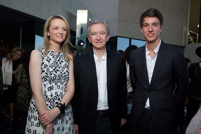 Delphine, Bernard e Alexandre Arnault
