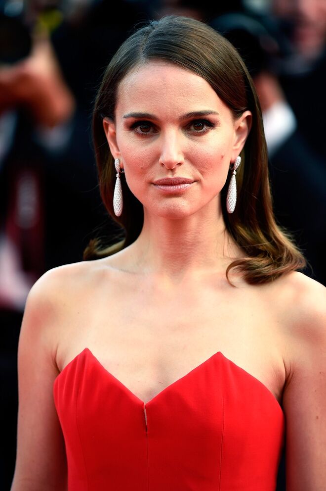 Natalie Portman com brincos Gocce by De Grisogono