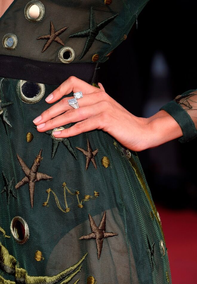 Poppy Delevingne, com joias Chopard