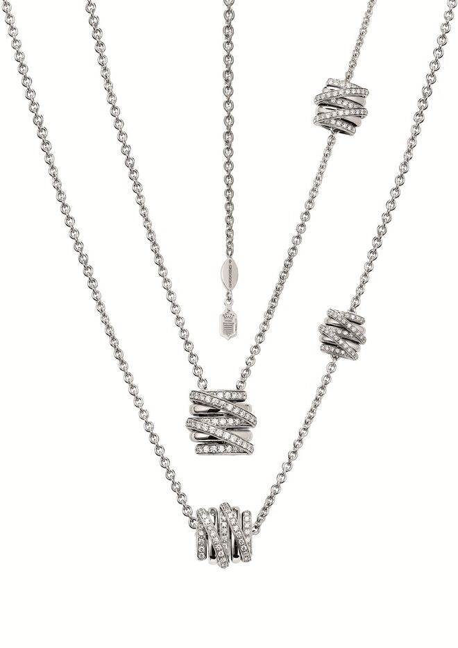 Liya Kebede com colar De Grisogono