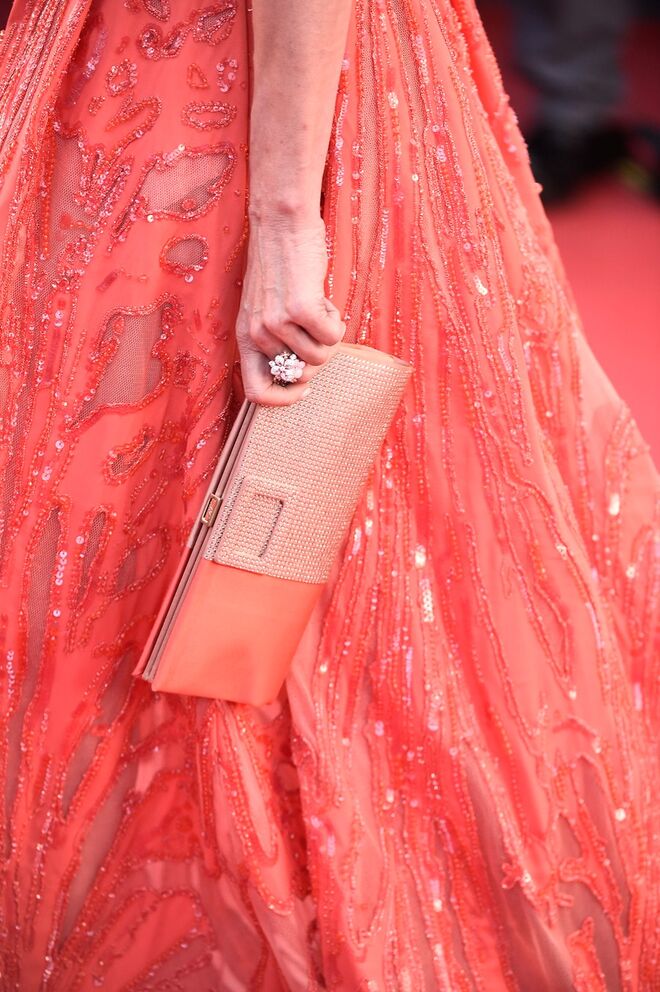 Andie MacDowell com joias Chaumet