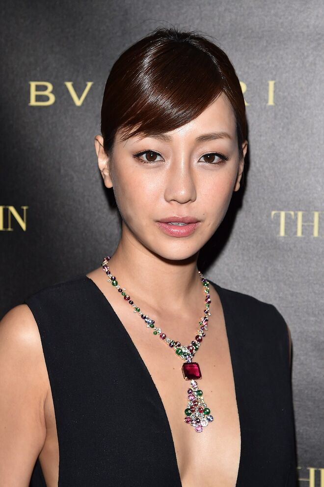 Hsieh Hsin-Ying com joias Bulgari 