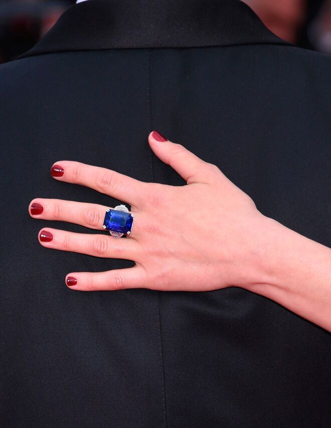 Marion Cotillard com joias Chopard