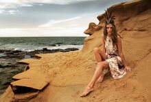 Alessandra Ambrosio para Ále by Alessandra