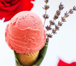 Gelados de flores na Fragoleto