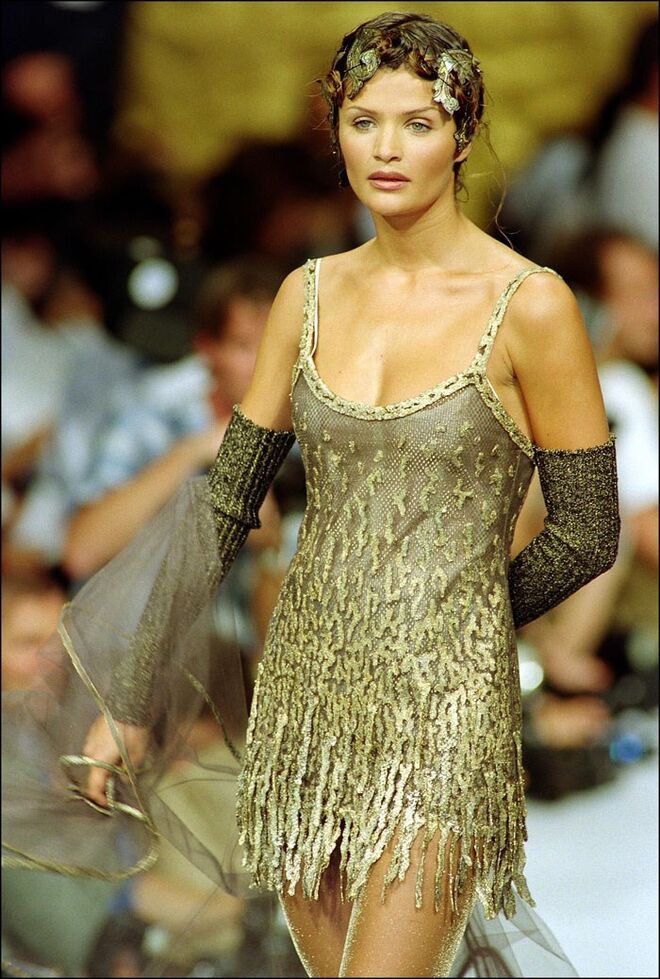 Top model Helena Christensen, 1993