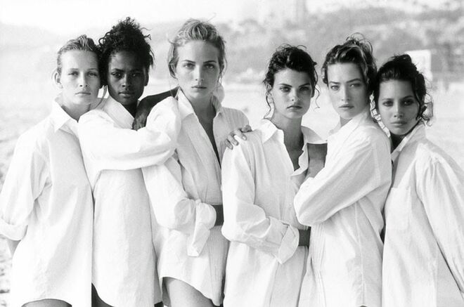 Estelle Lefebure, Karen Alexander, Rachel Williams, Linda-Evangelista,Tatjana Patitz e Christy Turlington, 1990