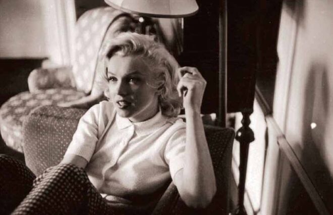 Quando escolheu o seu nome artístico, esteve indecisa entre Marilyn Monroe e Jean Adair.