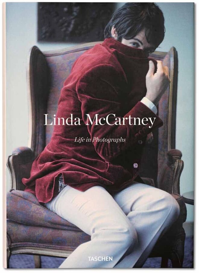 LINDA MCCARTNEY – LIFE IN PHOTOGRAPHS