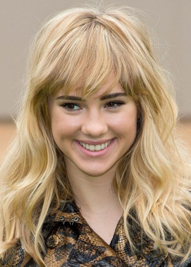 Suki Waterhouse
