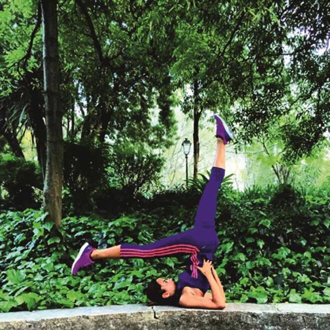 Sara Matos | PLAYLIST: “Só oiço música no final do treino, quando já estou a alongar. Ajuda-me a relaxar.” RELAXAMENTO: “Depois de um duche de água fria, uma merecida refeição.”!