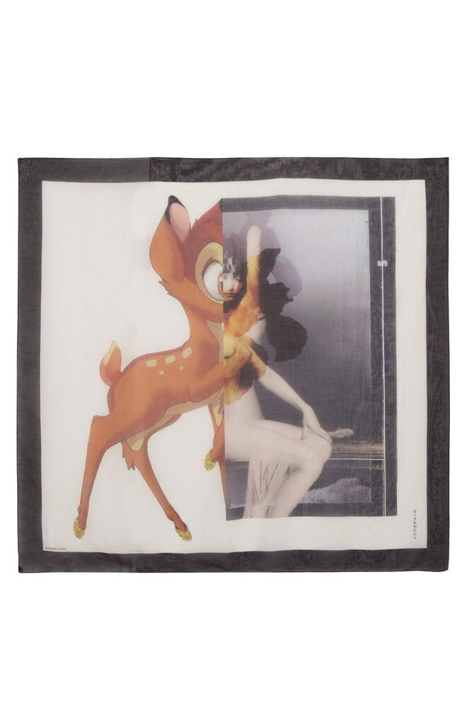 Givenchy, €390, em net-a-porter.com