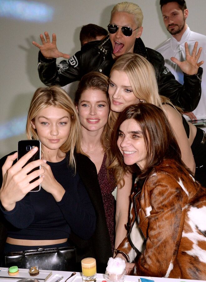 Gigi Hadid, Doutzen Kroes, Lily Donaldson, Jared Leto e Carine Roitfeld