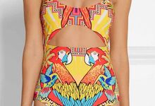 Mara Hoffman, 265€, em www.net-a-porter.com