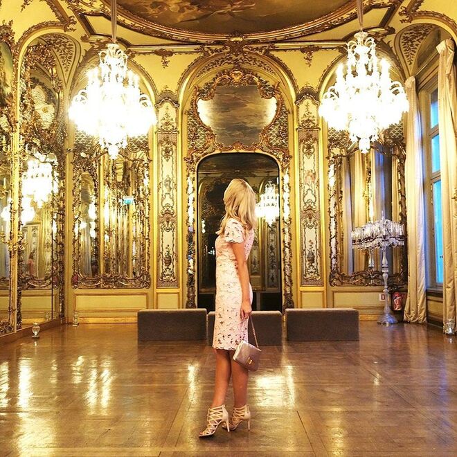 Kerrie Hess @kerriehessillustration