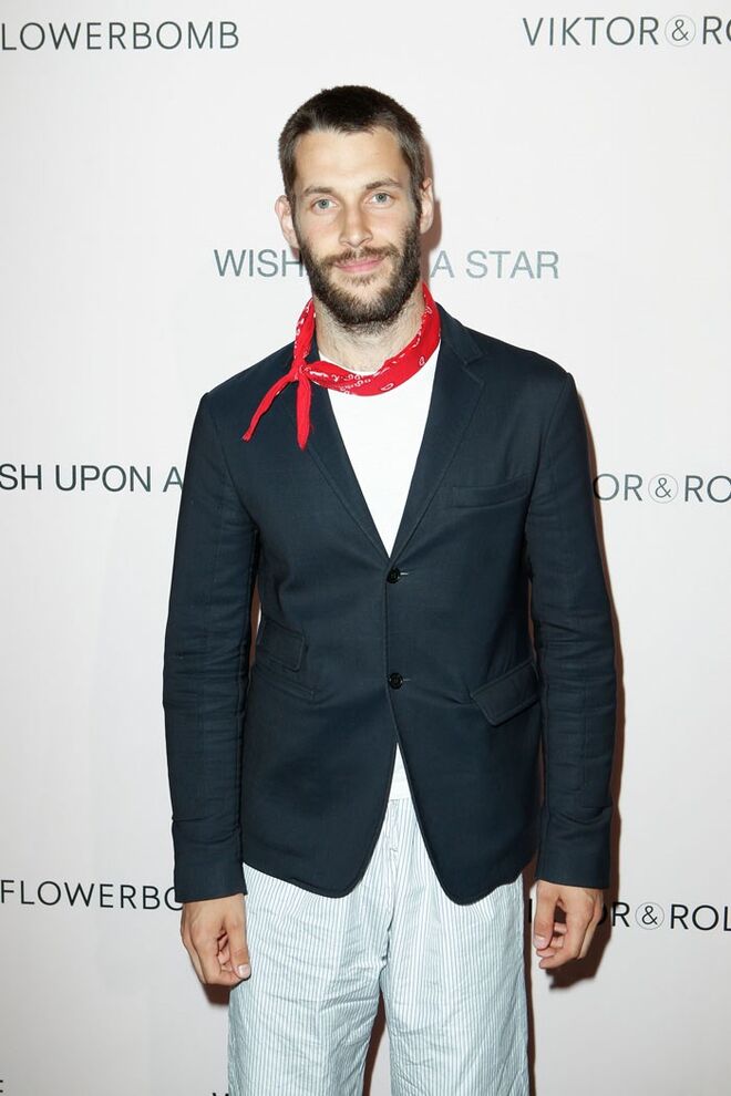 Simon Porte Jacquemus