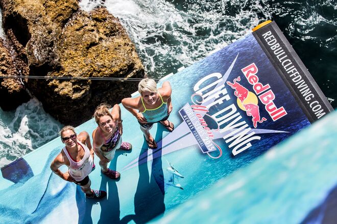 Rachelle Simpson, Tara Hyer-Tira, Lysanne Richard