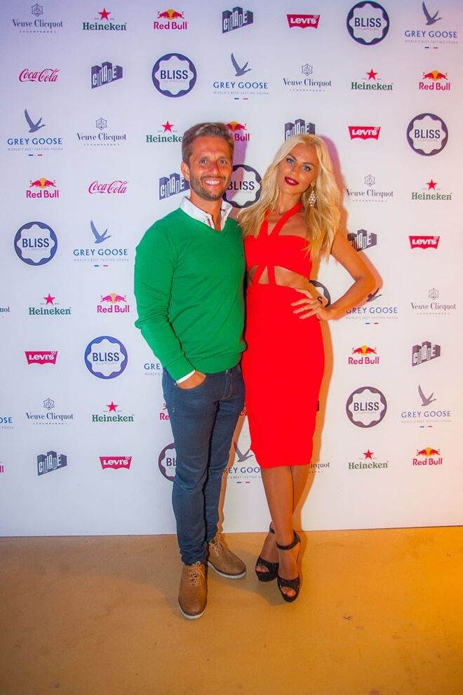 Victor Ennes e Martina