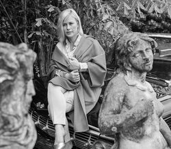 Patricia Arquette para Marina Rinaldi