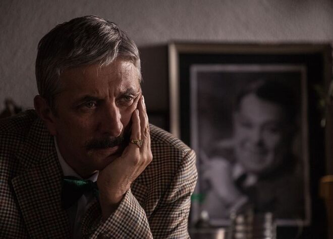 O Pátio das Cantigas, de Leonel Vieira