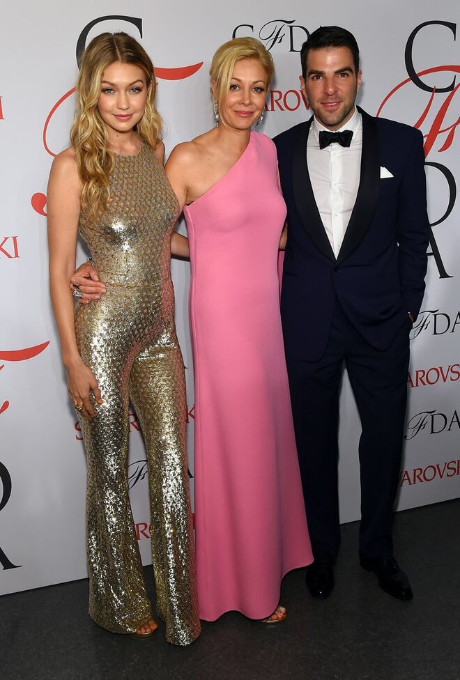 Gigi Hadid, Nadja Swarovski e Zachary Quinto
