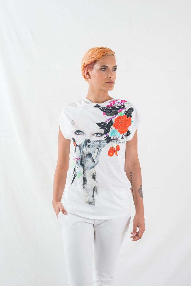 Blusa, por António Soares