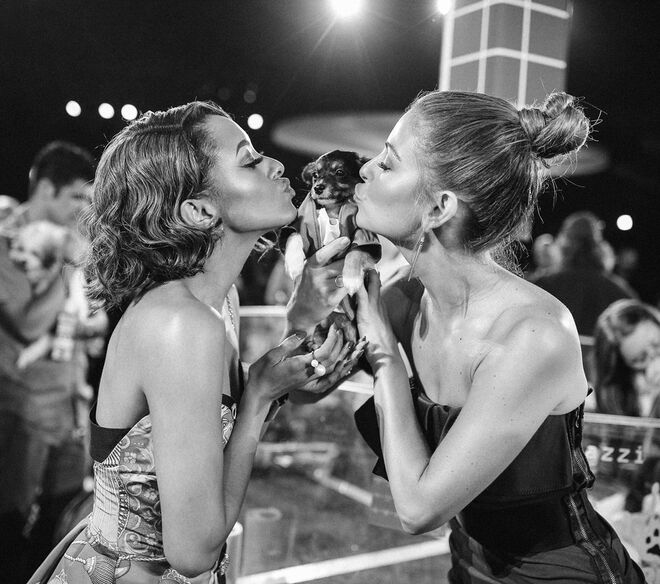 Kat Graham e Maria Menounos