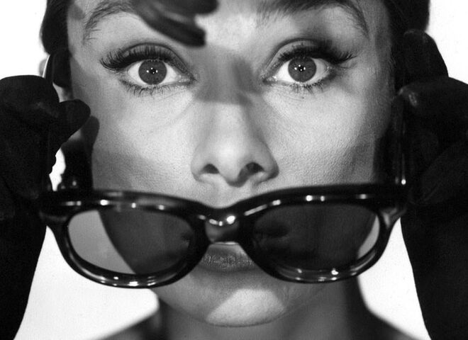 Audrey Hepburn, (Breakfast at Tiffany's)