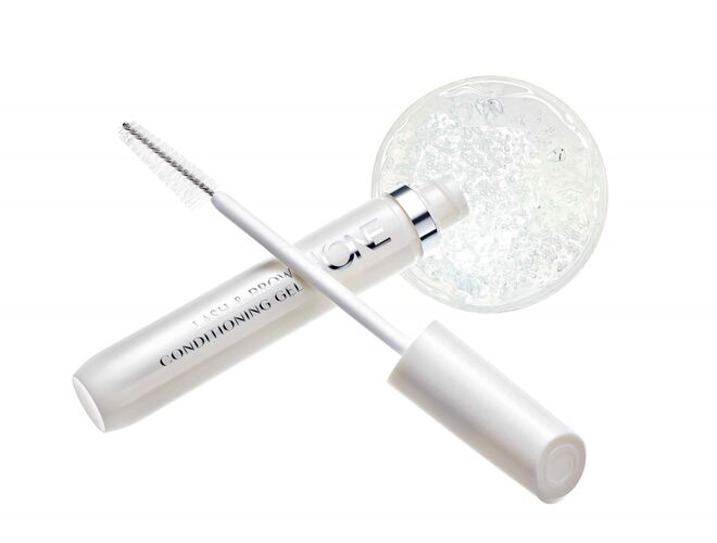 Gel suavizante para pestanas e sobrancelhas, €14, The One