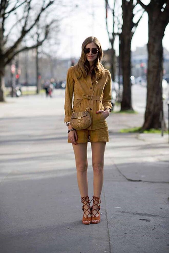 Elas têm sempre um ar jovem em camel ou em caqui | Chiara Ferragni 