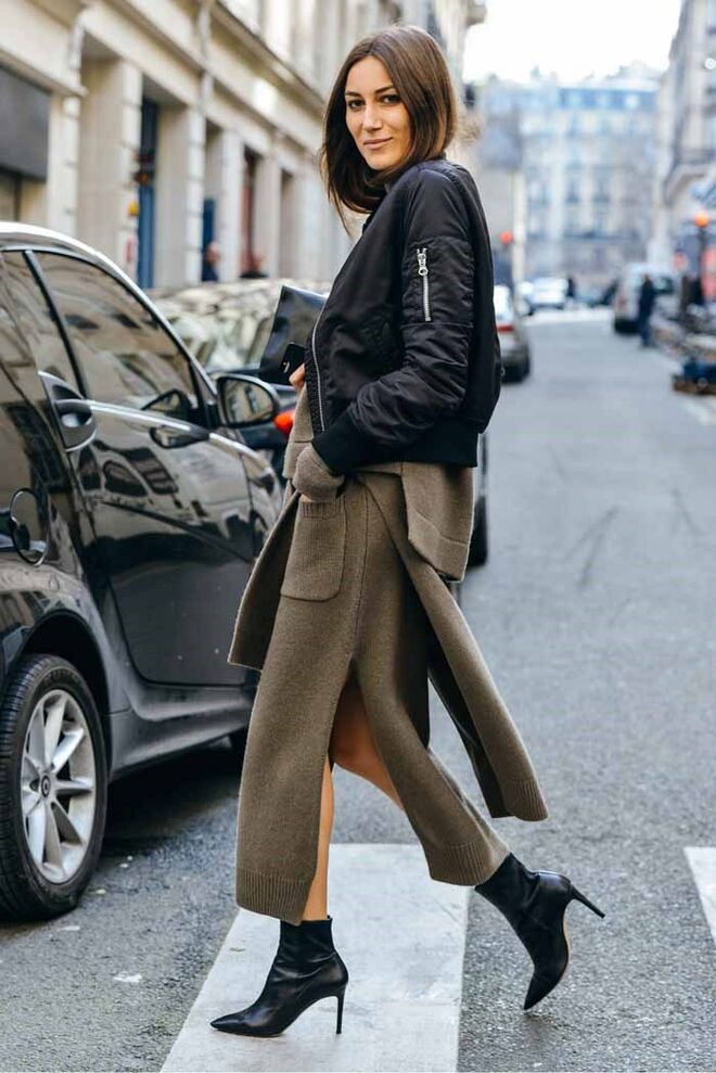 Elas têm sempre um ar jovem em camel ou em caqui | Giorgia Tordini