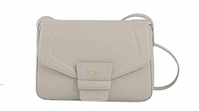 50 | Weekend mode | Carteira em pele, €188, Tosca Blu