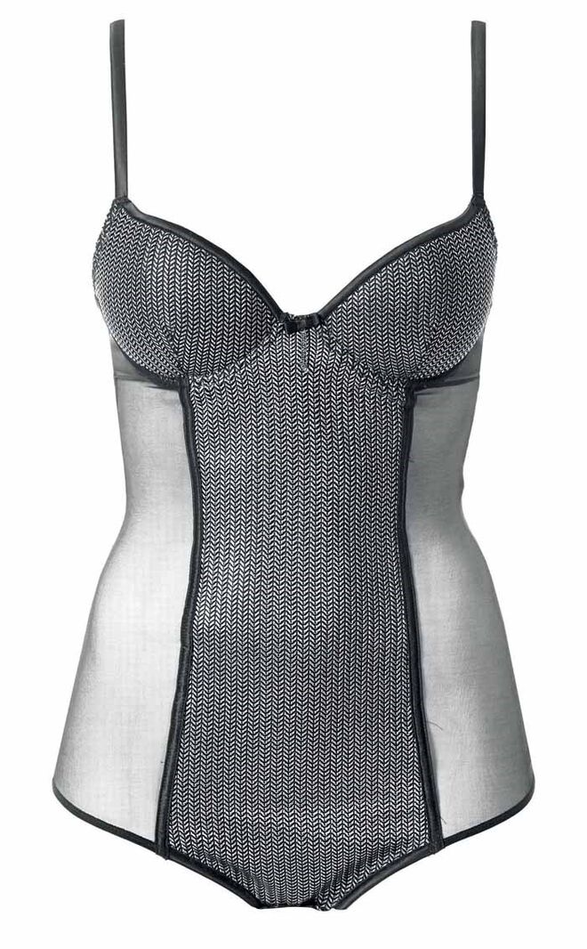 20 | Free Style | Body em tule e poliamida, €39,90, Intimissimi