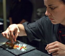 As mulheres não fazem Sushi?