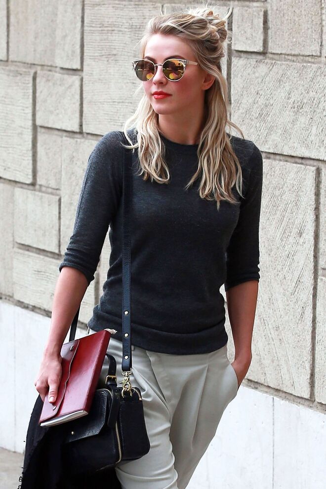 HALF BUN: Julianne Hough