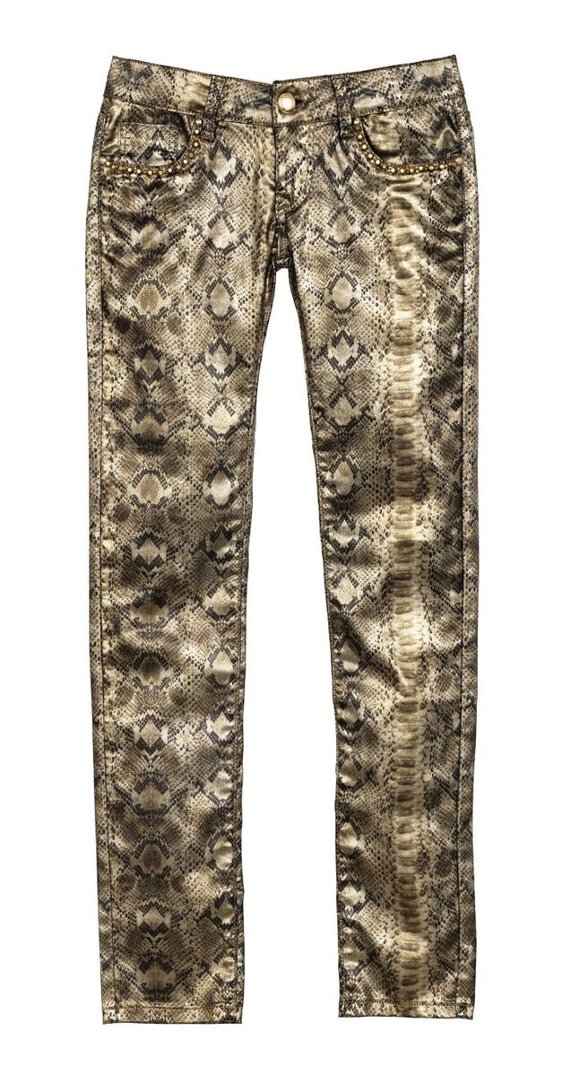 Molly Bracken, €61.05