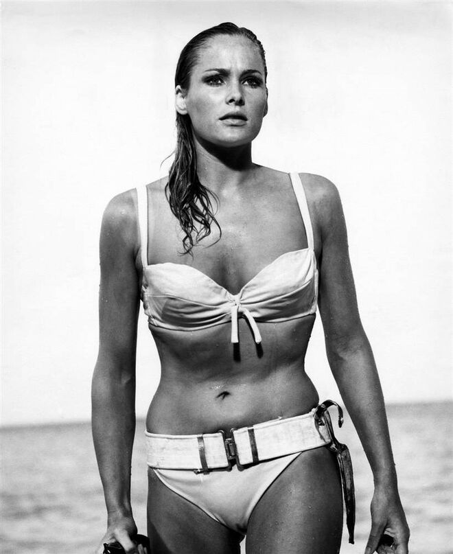 Ursula Andress - Dr No (1962)