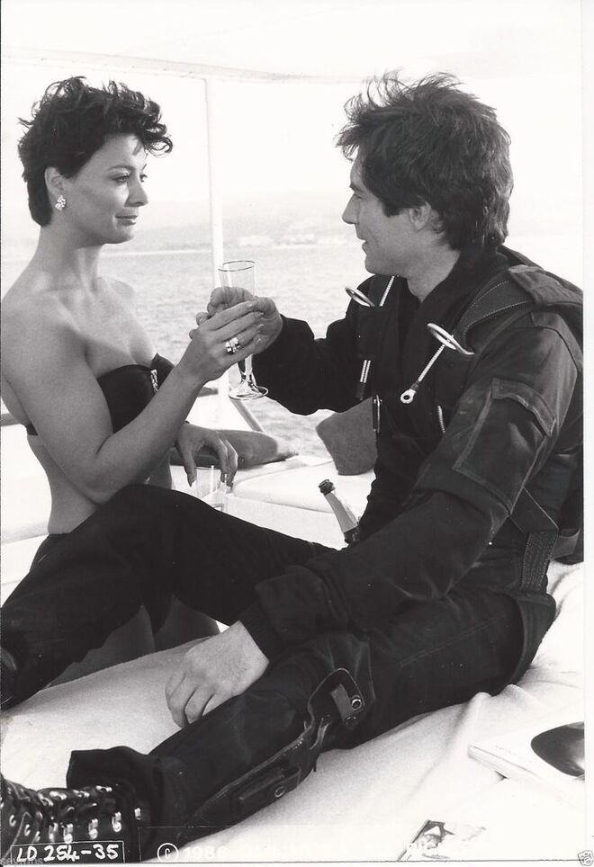 Kell Tyler - The Living Daylights (1987)